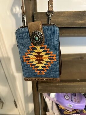 Montana West Blue Denim Crossbody Wallet with Southwestern Embroidery